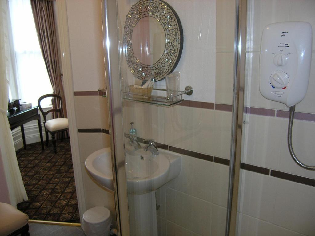Christleton House Hotell Llandudno Rum bild